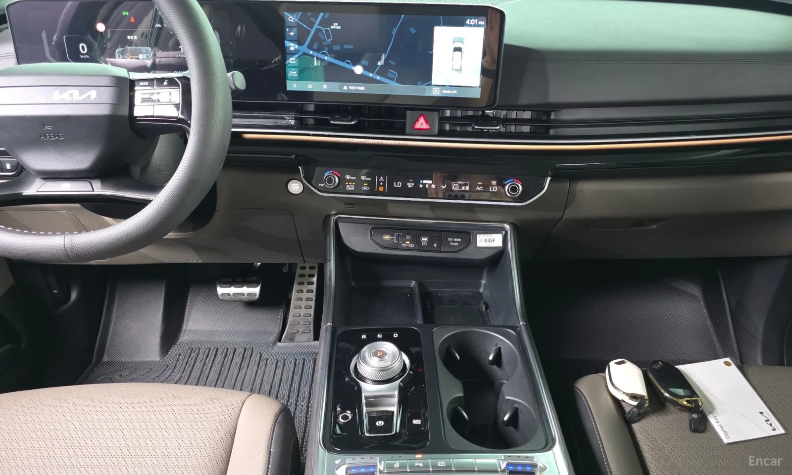Kia Carnival NOV* UNIKAT* 3000KM!!!, снимка 15 - Автомобили и джипове - 55184357