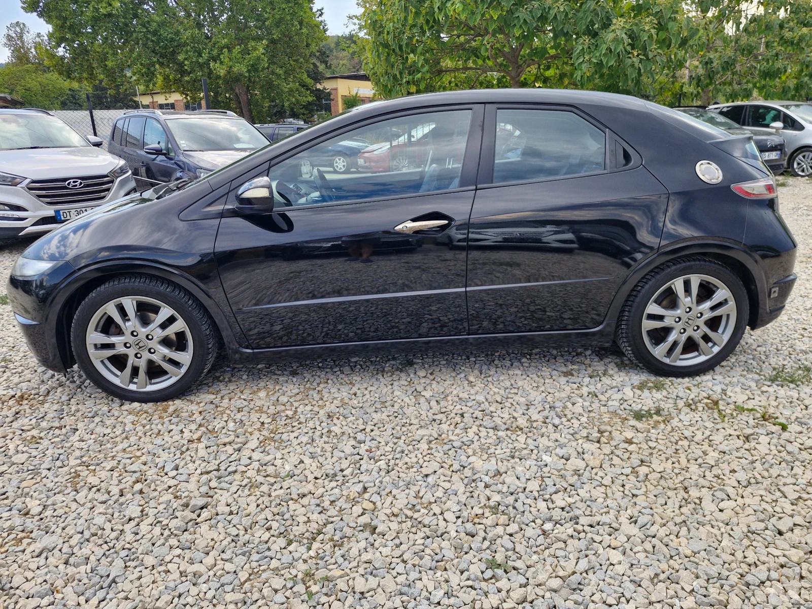Honda Civic 1, 8* 140* АC* PDC* КОЖА* TUV* LPG, снимка 2 - Автомобили и джипове - 55699343