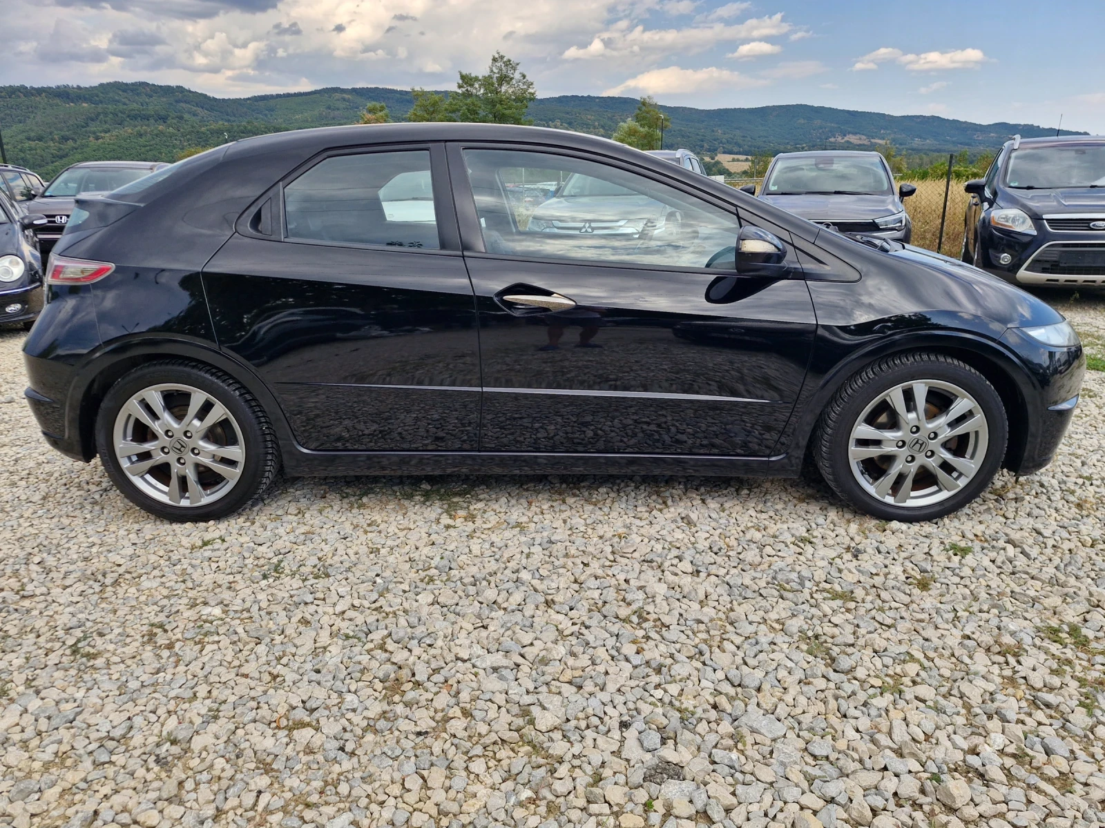 Honda Civic 1, 8* 140* АC* PDC* КОЖА* TUV* LPG, снимка 6 - Автомобили и джипове - 55699343