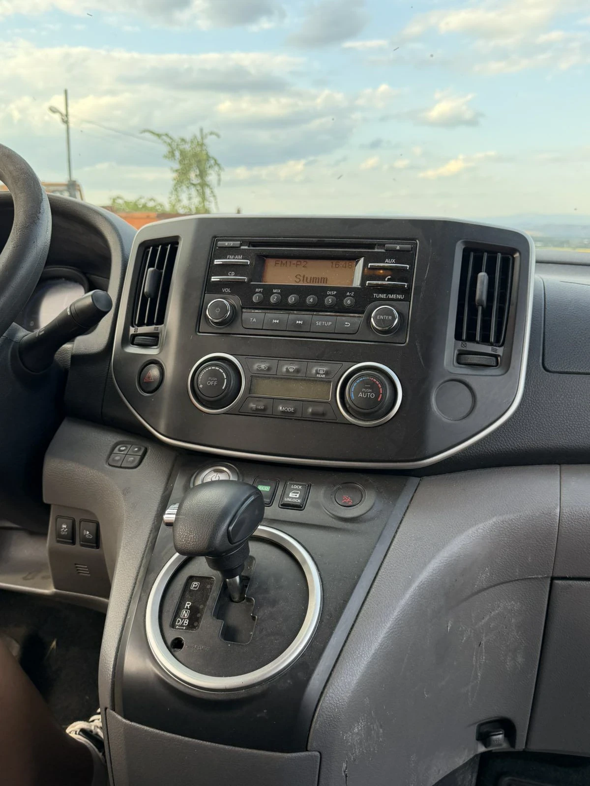 Nissan e-NV200, снимка 7 - Автомобили и джипове - 56445374