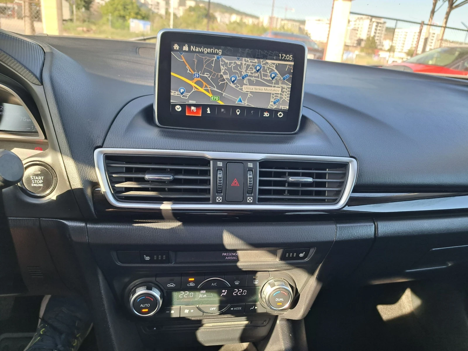 Mazda 3 2.0 i Navi , снимка 14 - Автомобили и джипове - 55939151