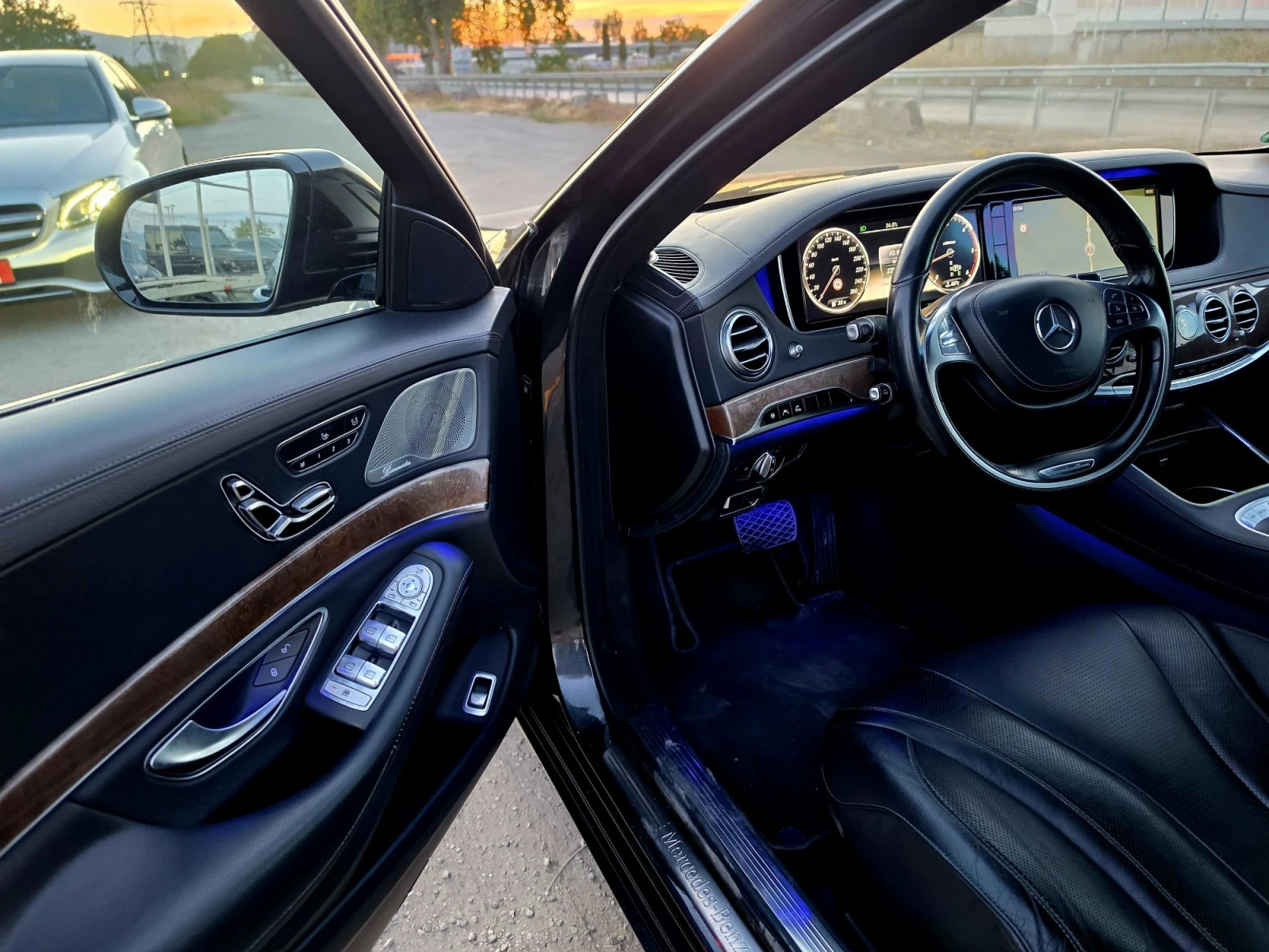 Mercedes-Benz S 350 AMG 350, снимка 10 - Автомобили и джипове - 55955143