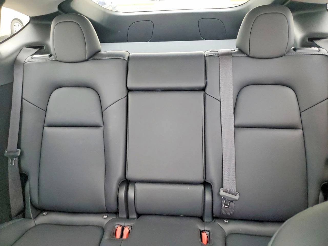Tesla Model Y, снимка 10 - Автомобили и джипове - 56376307