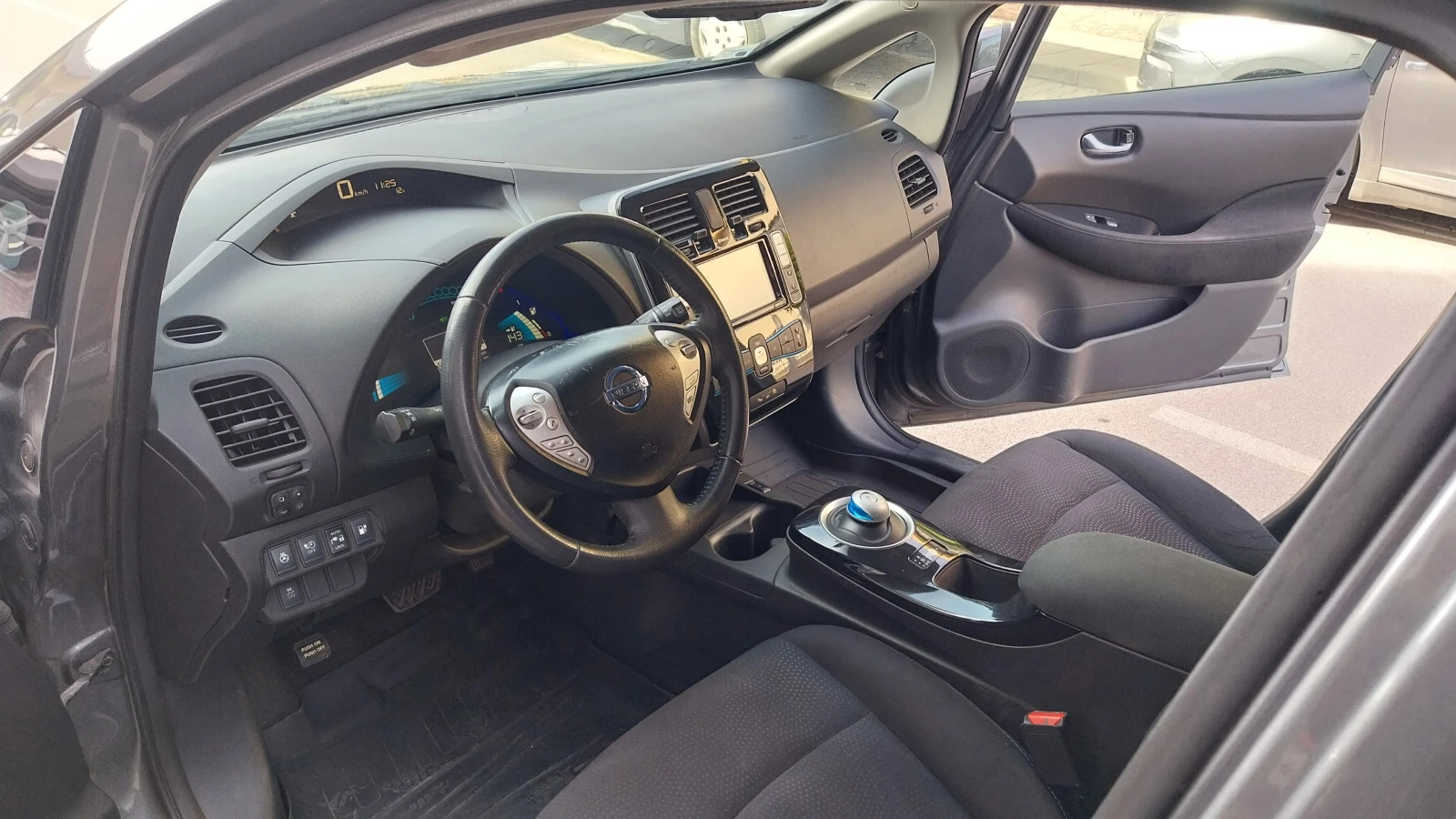 Nissan Leaf  44КW НОВА БАТЕРИЯ, снимка 6 - Автомобили и джипове - 56384564