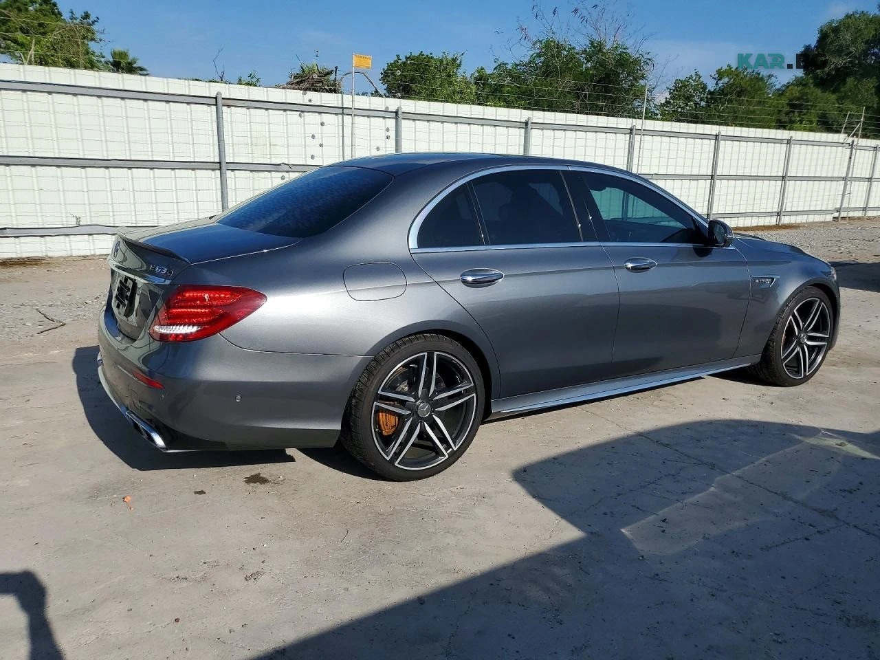 Mercedes-Benz E 63 AMG S* ����������* (���� �� ��) | Mobile.bg � ����������� 3