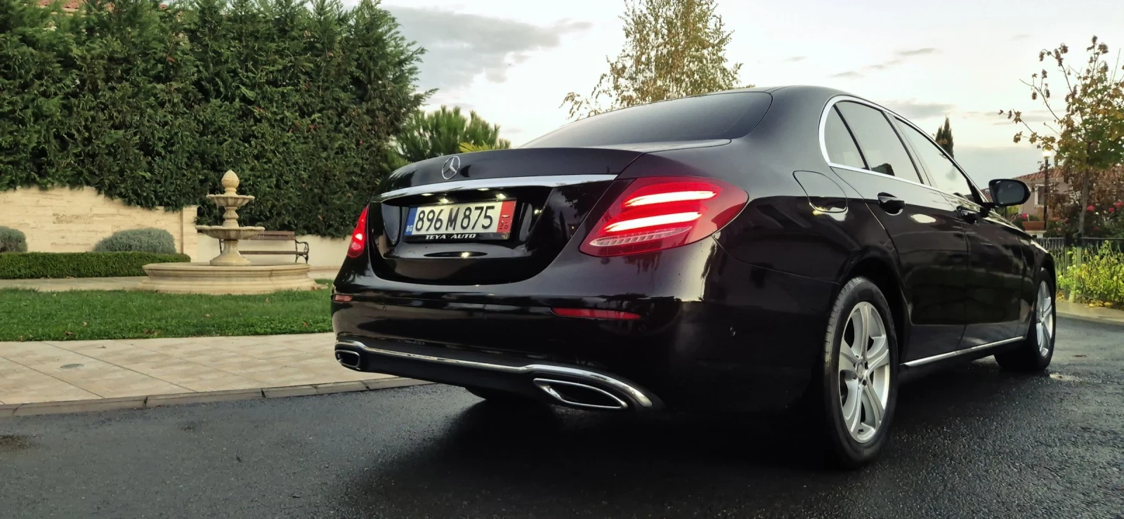 Mercedes-Benz E 220, снимка 4 - Автомобили и джипове - 56628384