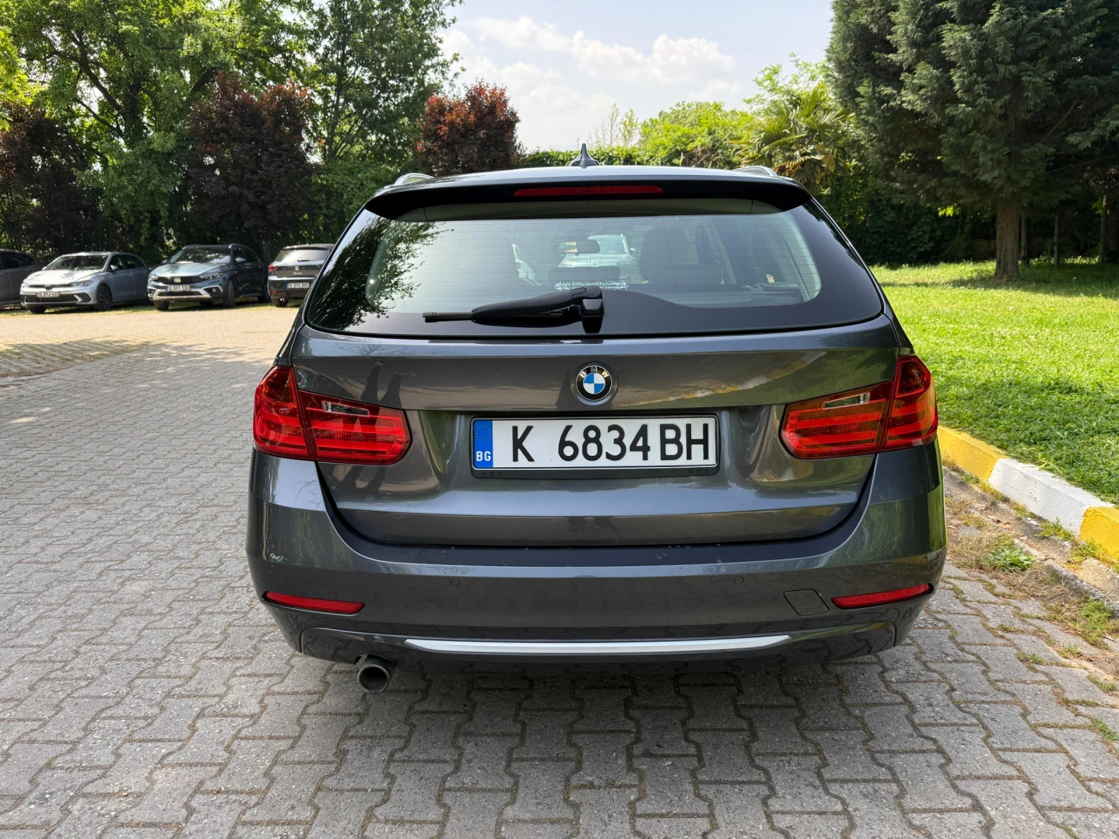 BMW 320 Modern Variant, снимка 2 - Автомобили и джипове - 56643388