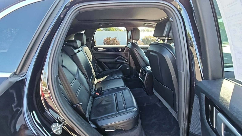 Porsche Cayenne 3.0L Turbo V6, снимка 13 - Автомобили и джипове - 47362109