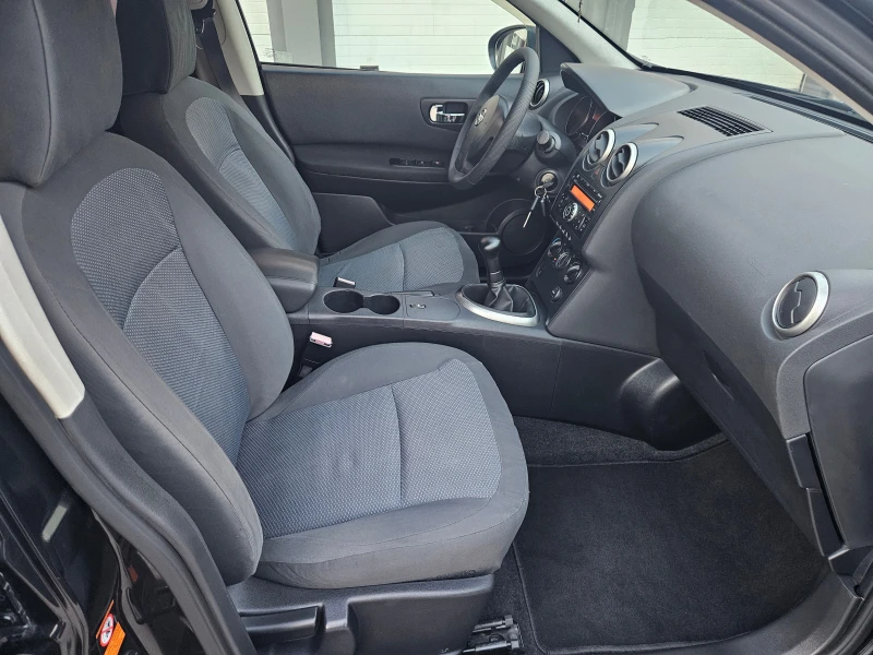 Nissan Qashqai 1.6i-Gaz.Inj., снимка 15 - Автомобили и джипове - 51671271