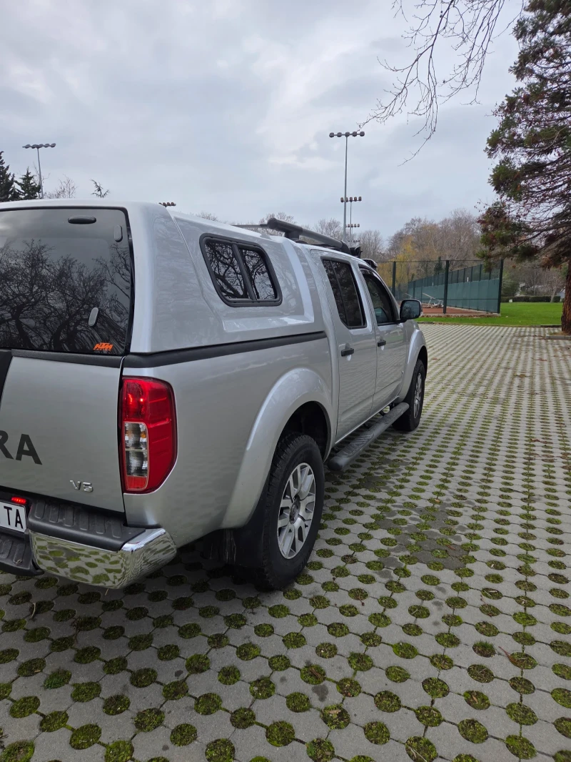 Nissan Navara, снимка 8 - Автомобили и джипове - 52867504