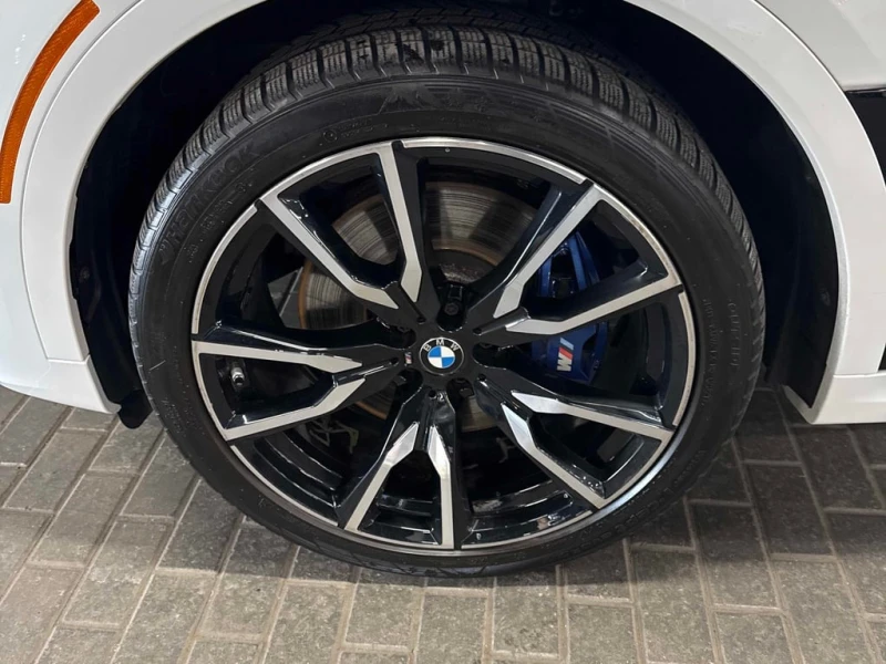 BMW X7 * xDrive40i * CARFAX * БЕЗ ПЪРВОНАЧАЛНА ВНОСКА, снимка 7 - Автомобили и джипове - 52967914