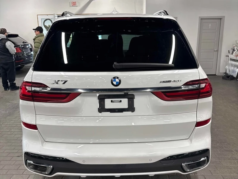 BMW X7 * xDrive40i * CARFAX * БЕЗ ПЪРВОНАЧАЛНА ВНОСКА, снимка 4 - Автомобили и джипове - 52967914