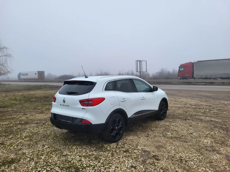 Renault Kadjar 1.5dCi, снимка 5 - Автомобили и джипове - 53275640