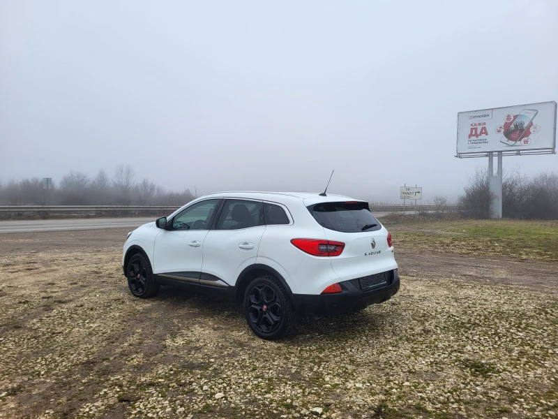 Renault Kadjar 1.5dCi, снимка 3 - Автомобили и джипове - 53275640