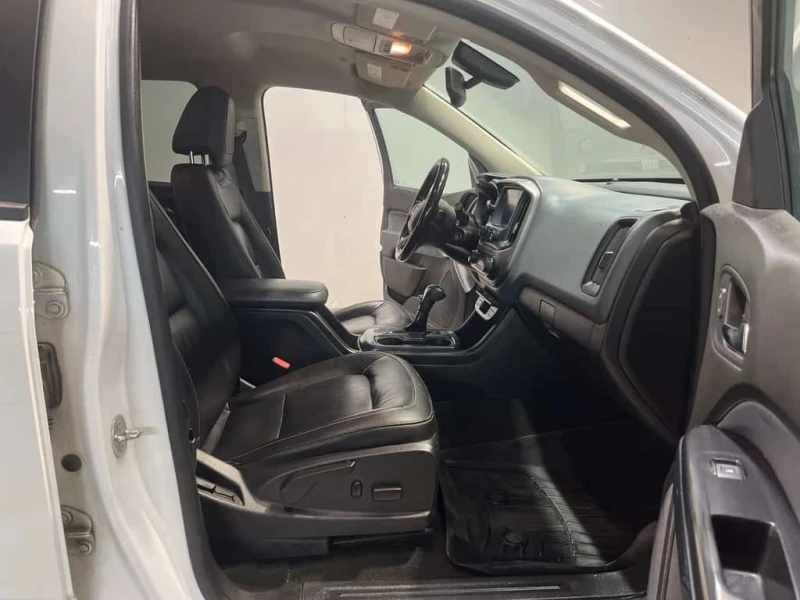 Chevrolet Colorado * Z71 Crew Cab 4x4 Diesel | Remote Start | Leather, снимка 9 - Автомобили и джипове - 53529147