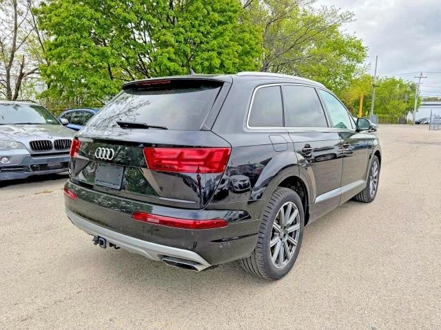 Audi Q7, снимка 4 - Автомобили и джипове - 54752705