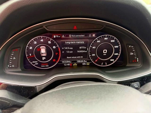 Audi Q7, снимка 8 - Автомобили и джипове - 54752705