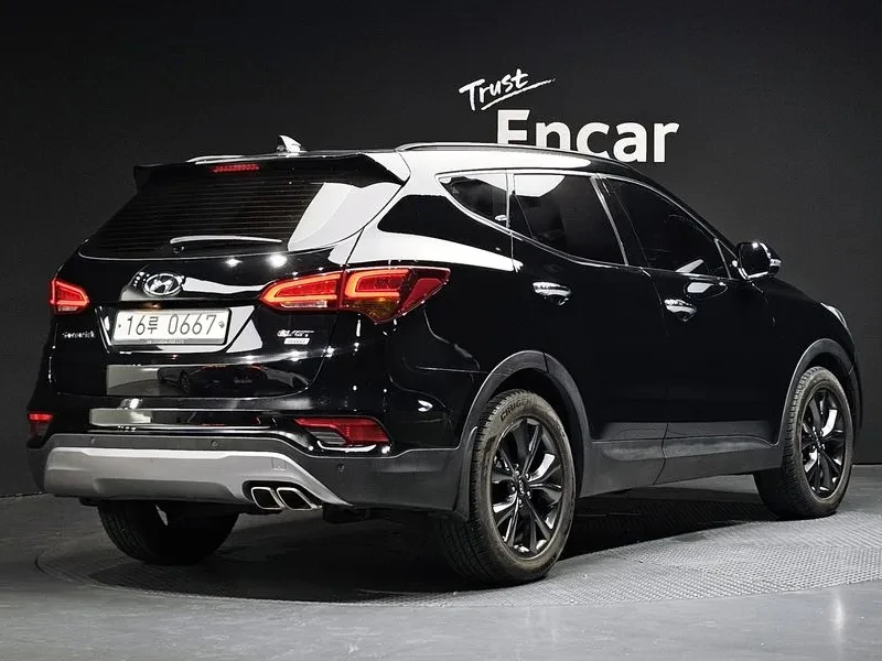 Hyundai Santa fe 2.2 CRDI 4WD - САМО 30% АВАНС, снимка 2 - Автомобили и джипове - 55740249