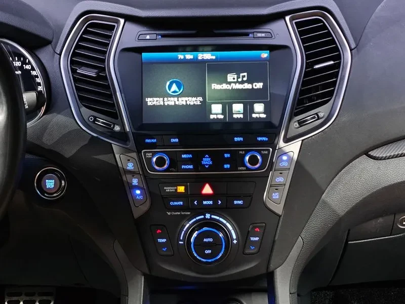 Hyundai Santa fe 2.2 CRDI 4WD - САМО 30% АВАНС, снимка 15 - Автомобили и джипове - 55740249