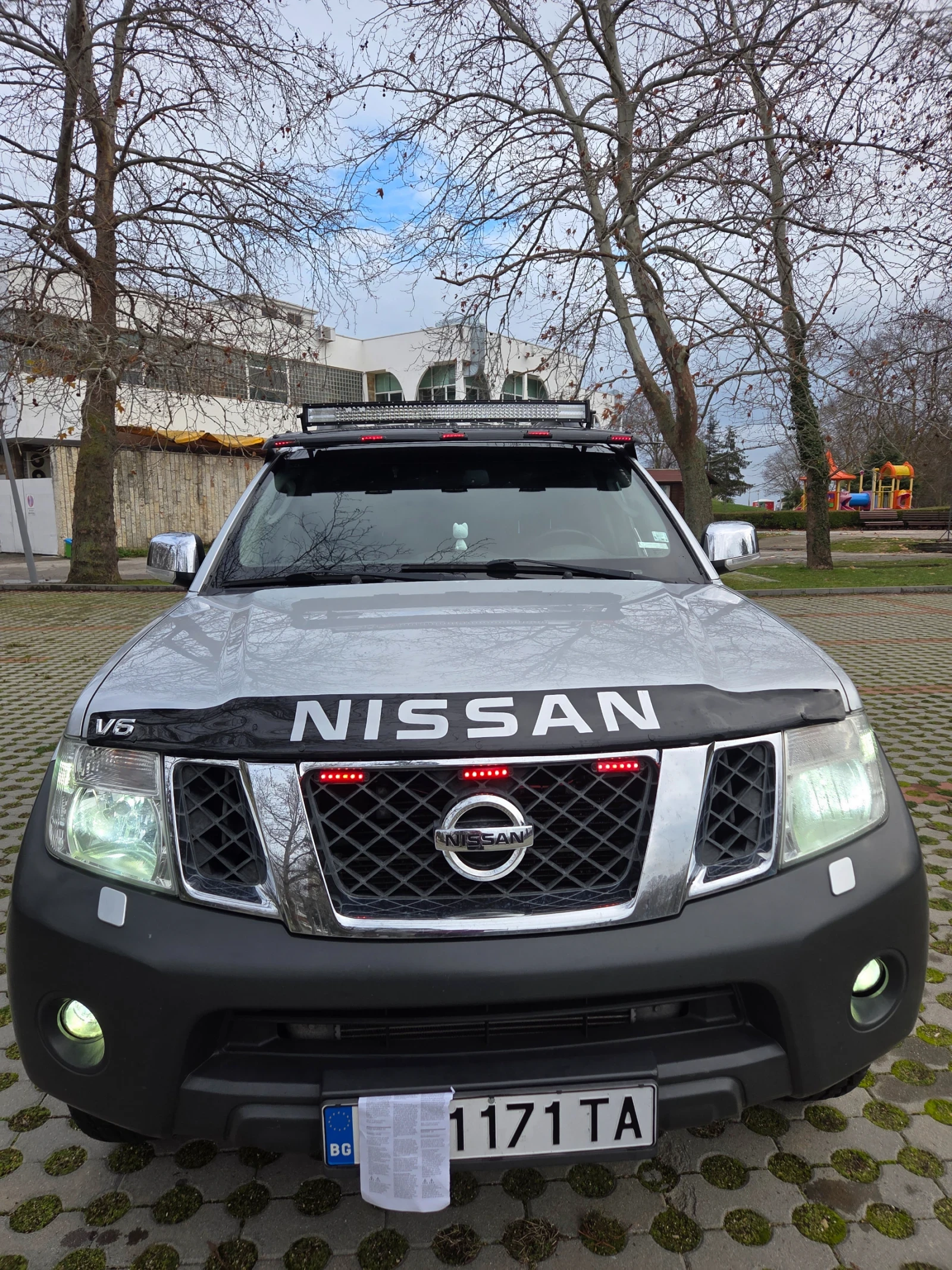 Nissan Navara, снимка 1