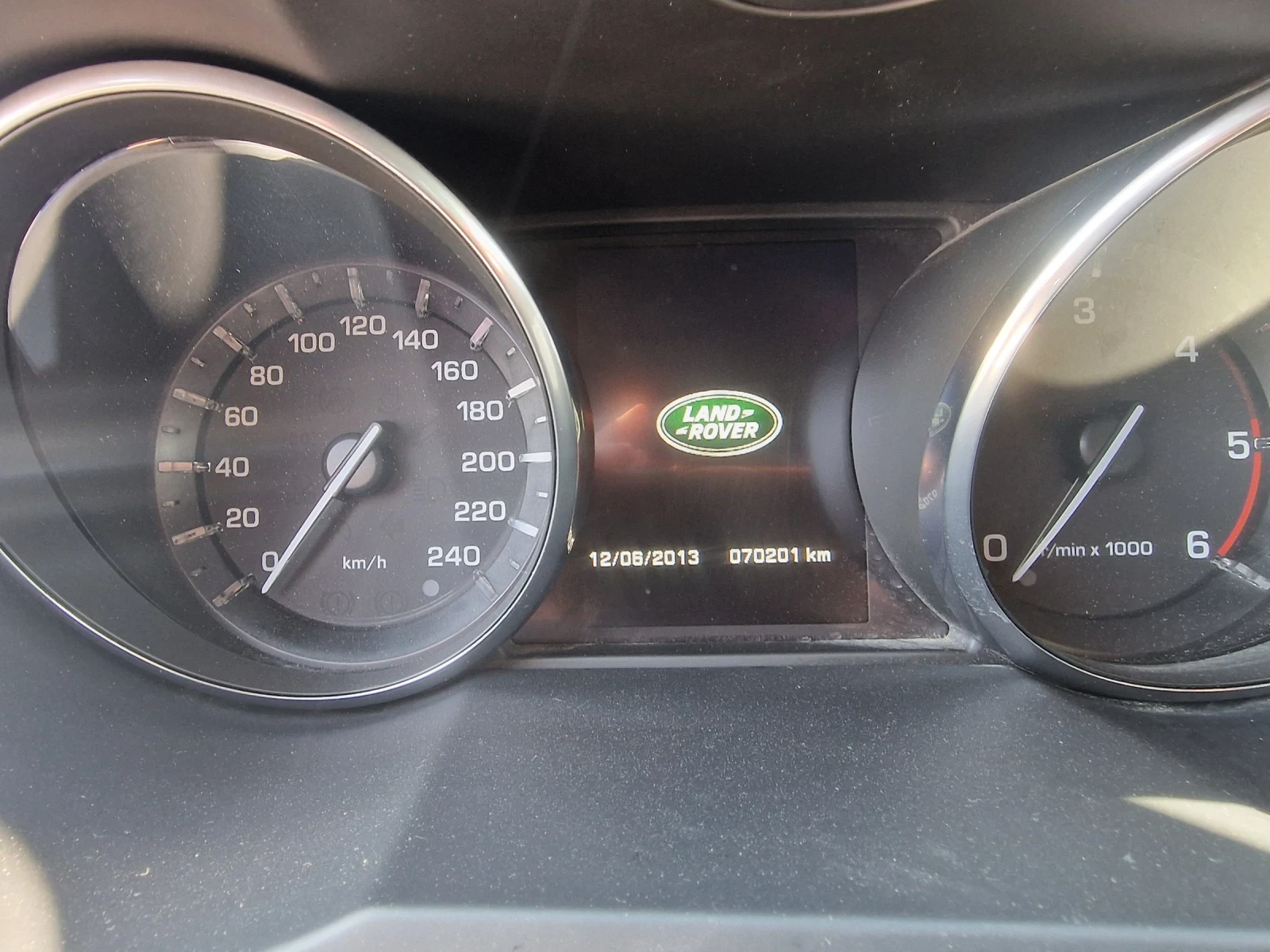 Land Rover Range Rover Evoque 2.0 D Luxory 4x4 - изображение 5