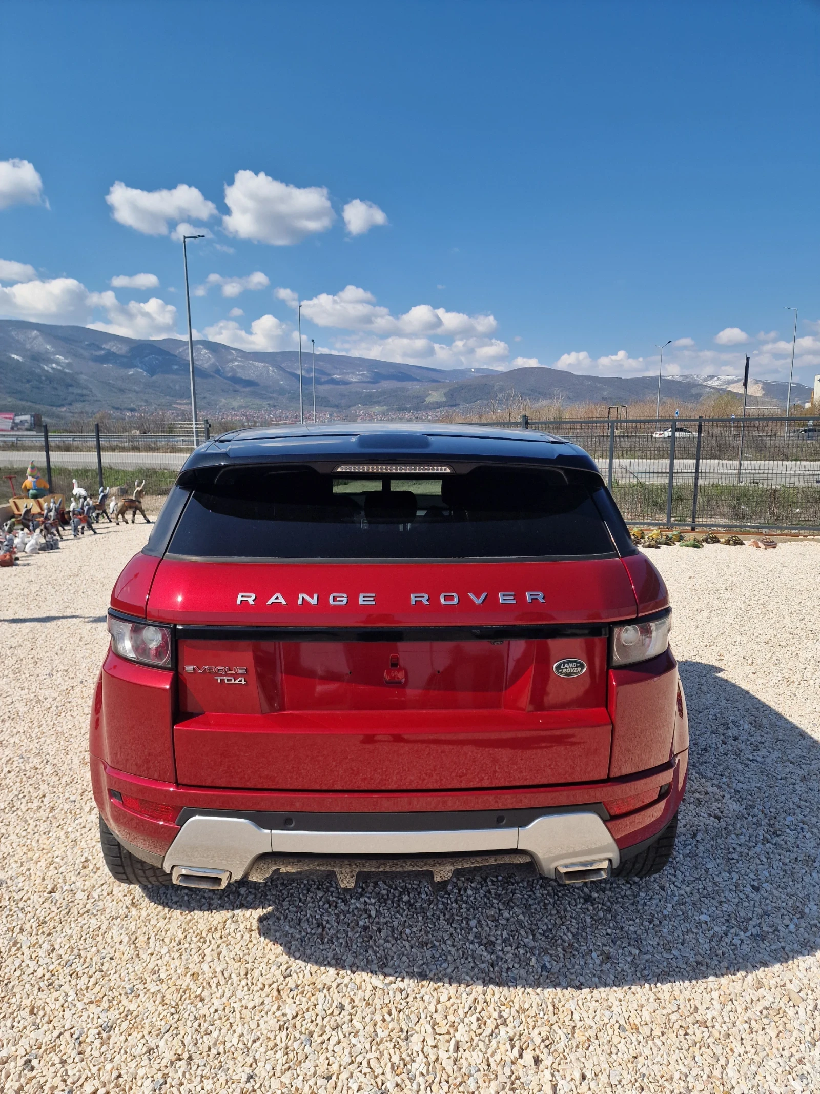 Land Rover Range Rover Evoque 2.0 D Luxory 4x4 - изображение 2