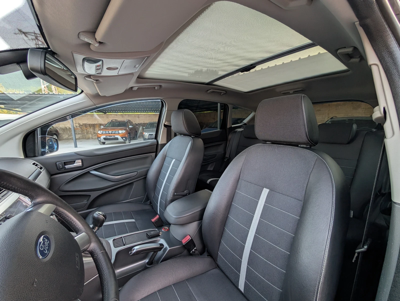 Ford Kuga 2.0 TDCI TITANIUM - изображение 9