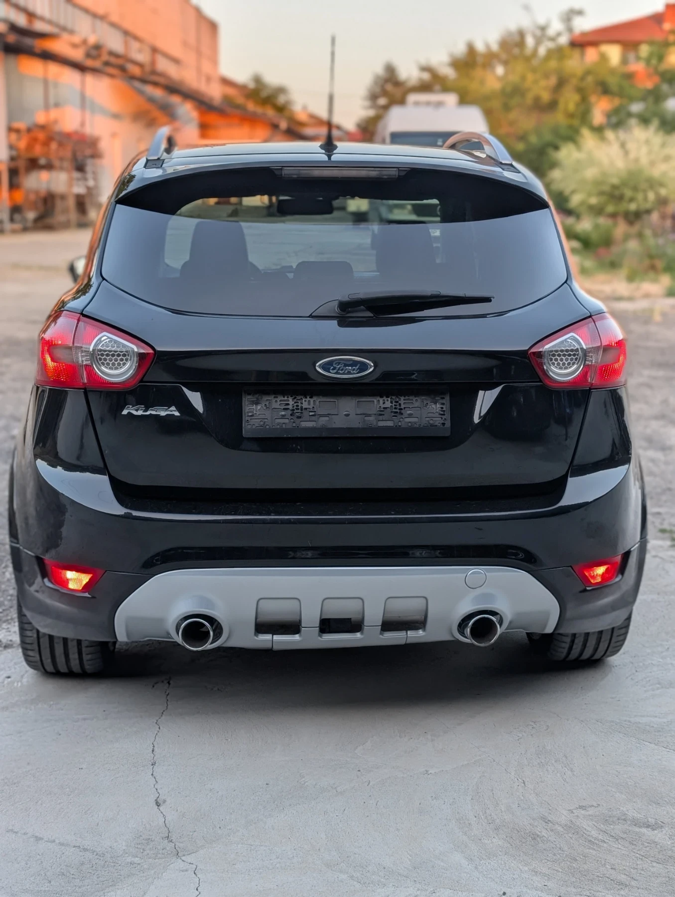 Ford Kuga 2.0 TDCI TITANIUM - изображение 6