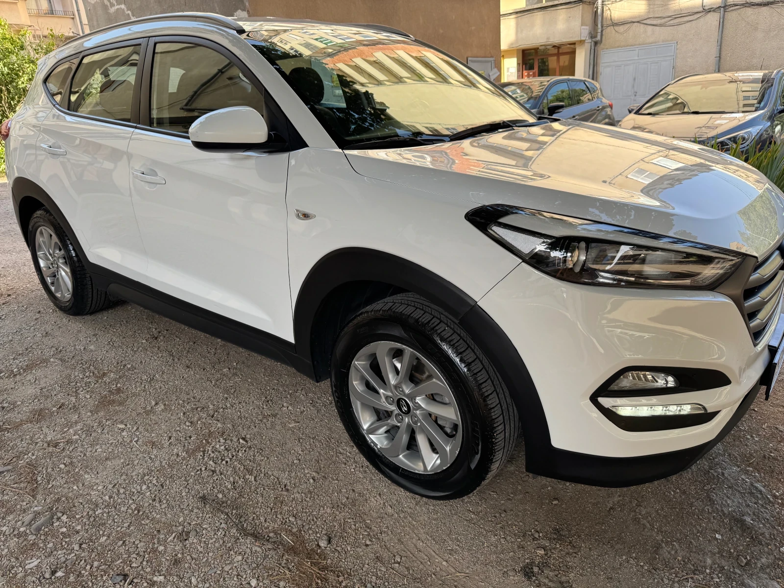 Hyundai Tucson 1.7CRDI - изображение 2
