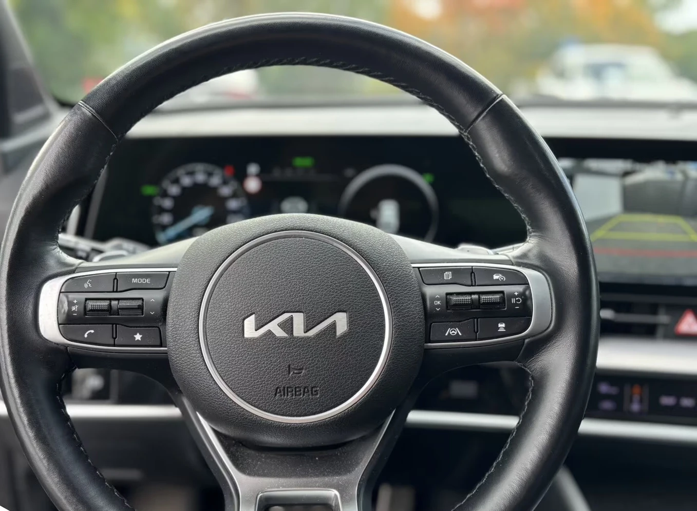 Kia Sportage 2.6/PHEV/GT/4X4/ACC/360/PANO/H&K/772v - изображение 8