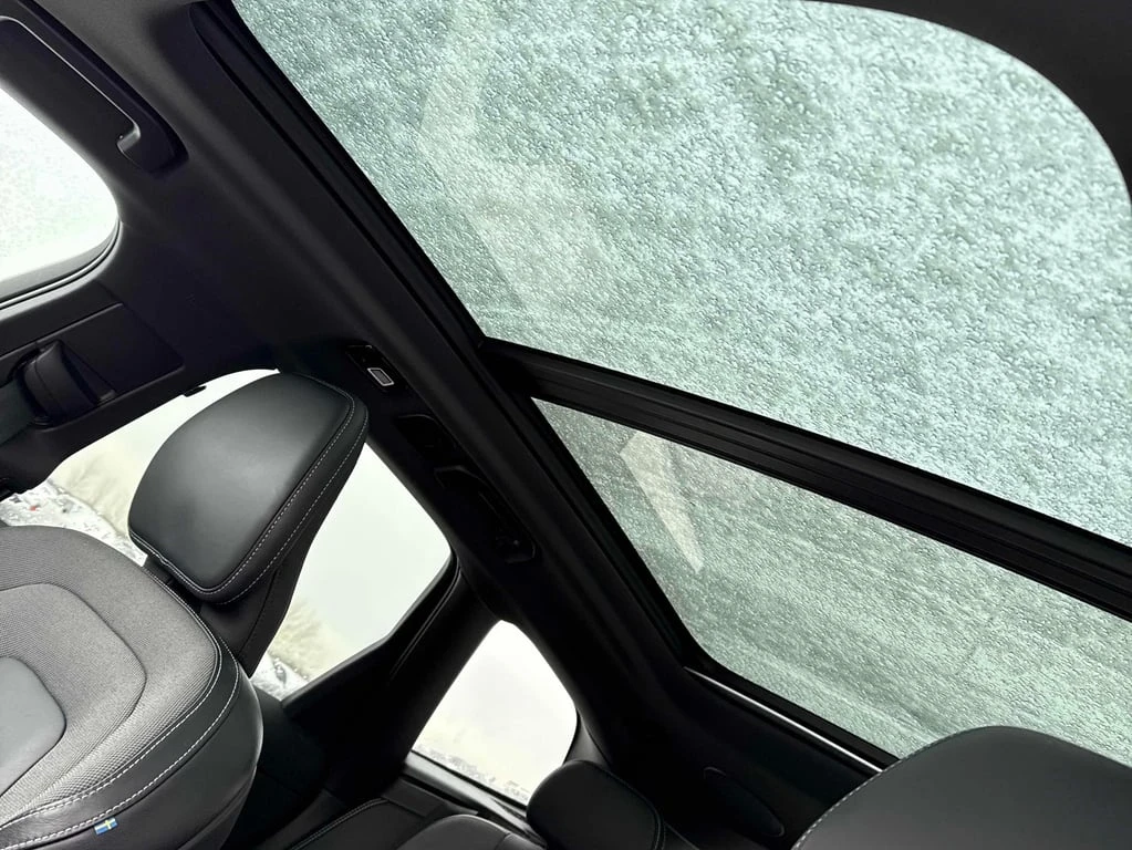 Volvo XC60 2022 R Design * CARFAX *    | Mobile.bg   11