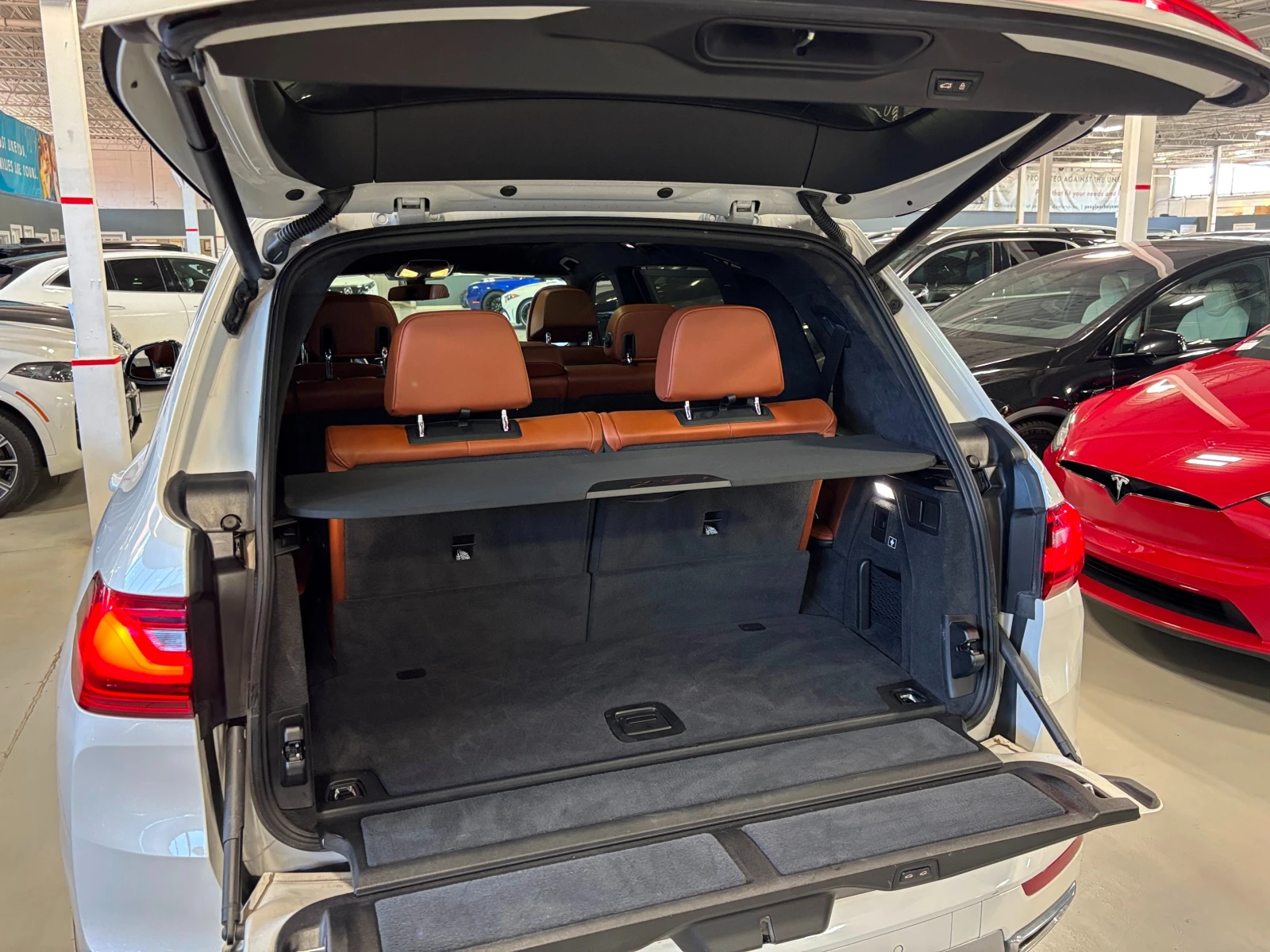 BMW X7 xDrive40i � ����������� & ���� ������ | Mobile.bg � ����������� 17