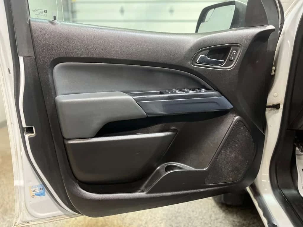 Chevrolet Colorado * Z71 Crew Cab 4x4 Diesel | Remote Start | Leather | Mobile.bg � ����������� 11