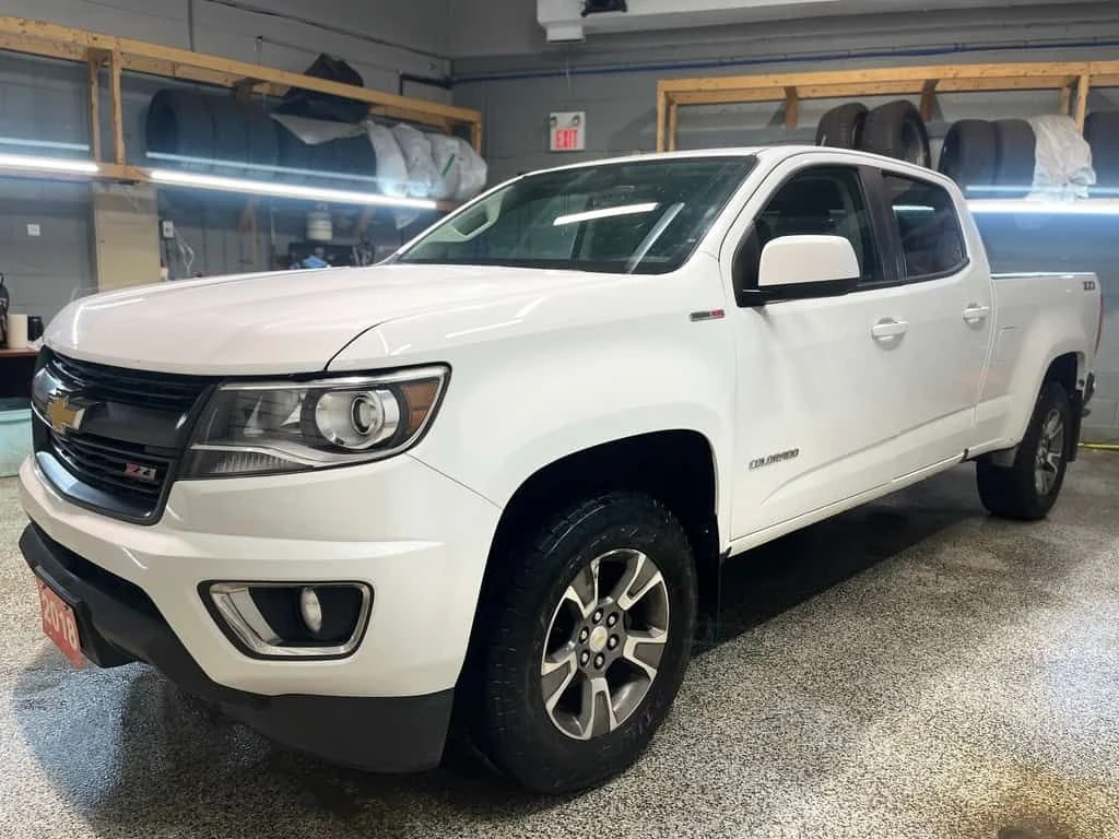 Chevrolet Colorado * Z71 Crew Cab 4x4 Diesel | Remote Start | Leather - изображение 2