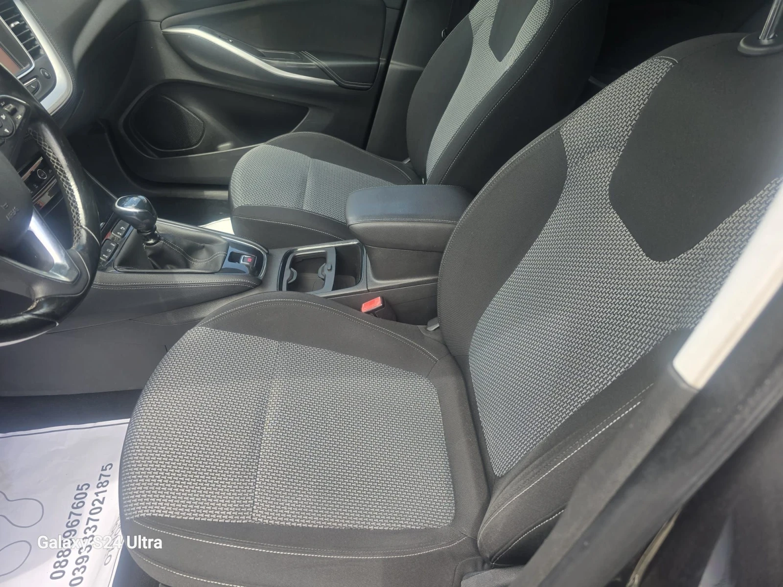 Opel Grandland X 1.6CDTI , снимка 9 - Автомобили и джипове - 54606379