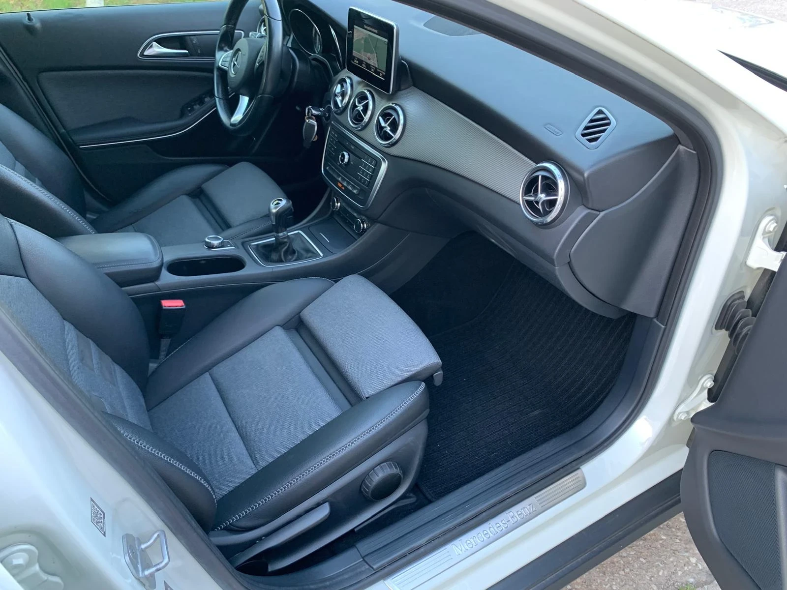 Mercedes-Benz GLA 180 D EURO 6 | Mobile.bg � ����������� 16