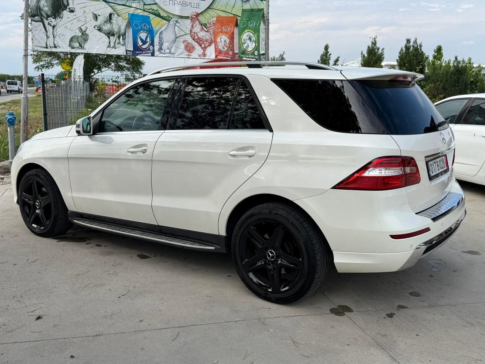 Mercedes-Benz ML 350 Designo, снимка 17 - Автомобили и джипове - 55146397
