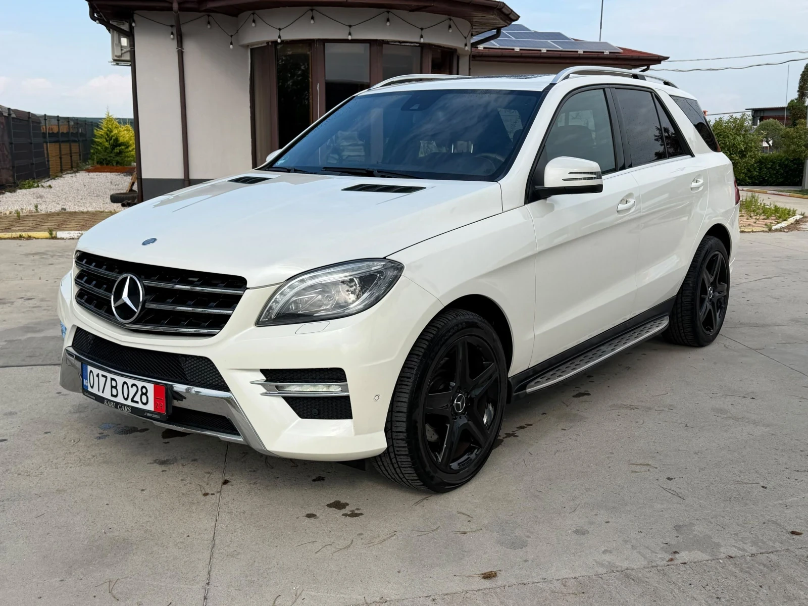 Mercedes-Benz ML 350 Designo, снимка 2 - Автомобили и джипове - 55146397