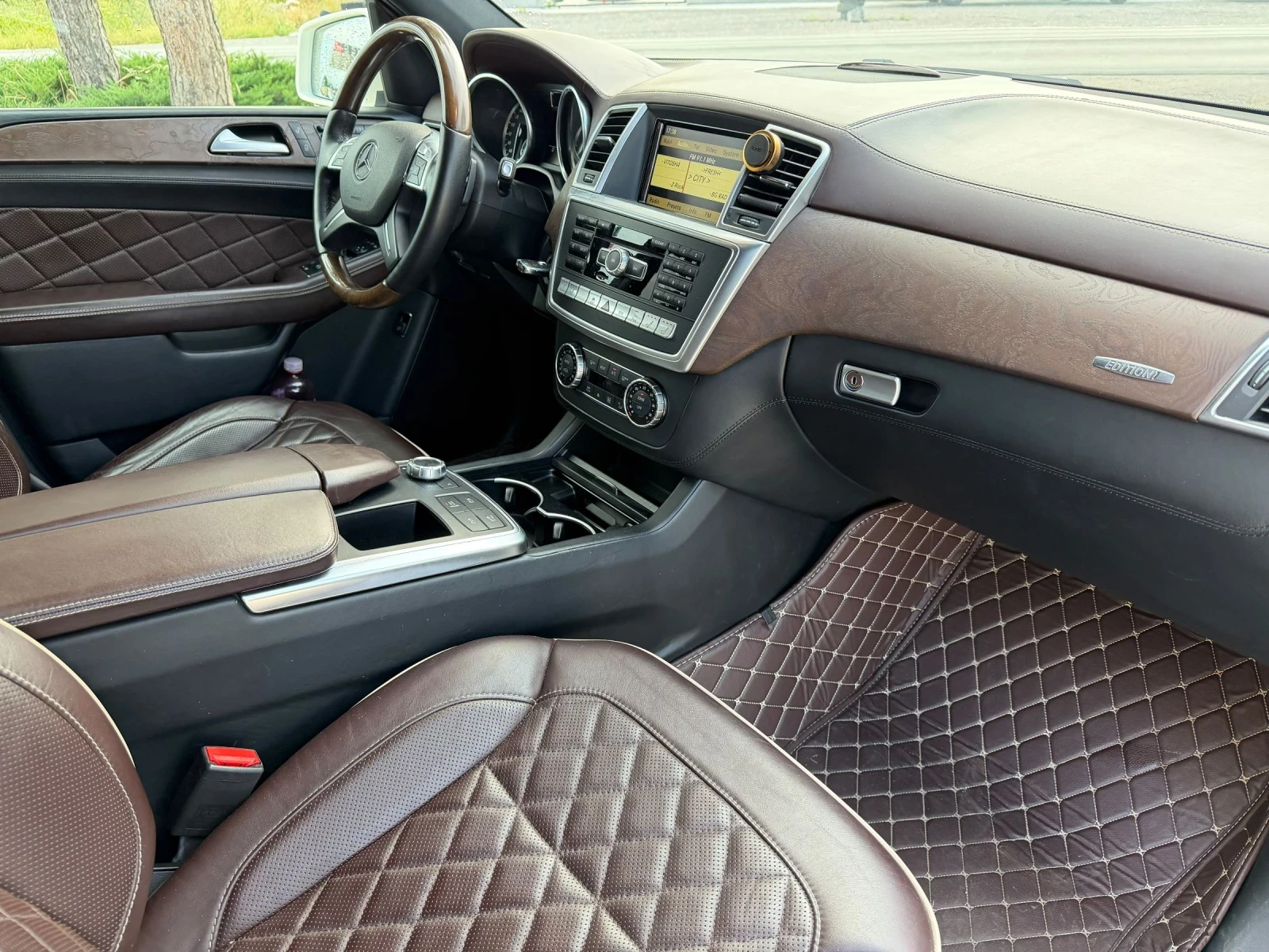 Mercedes-Benz ML 350 Designo, снимка 12 - Автомобили и джипове - 55146397