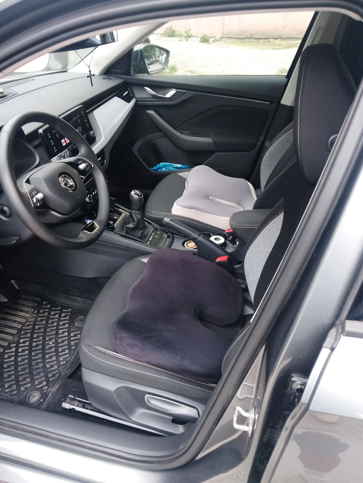 Skoda Kamiq, снимка 6 - Автомобили и джипове - 56336436