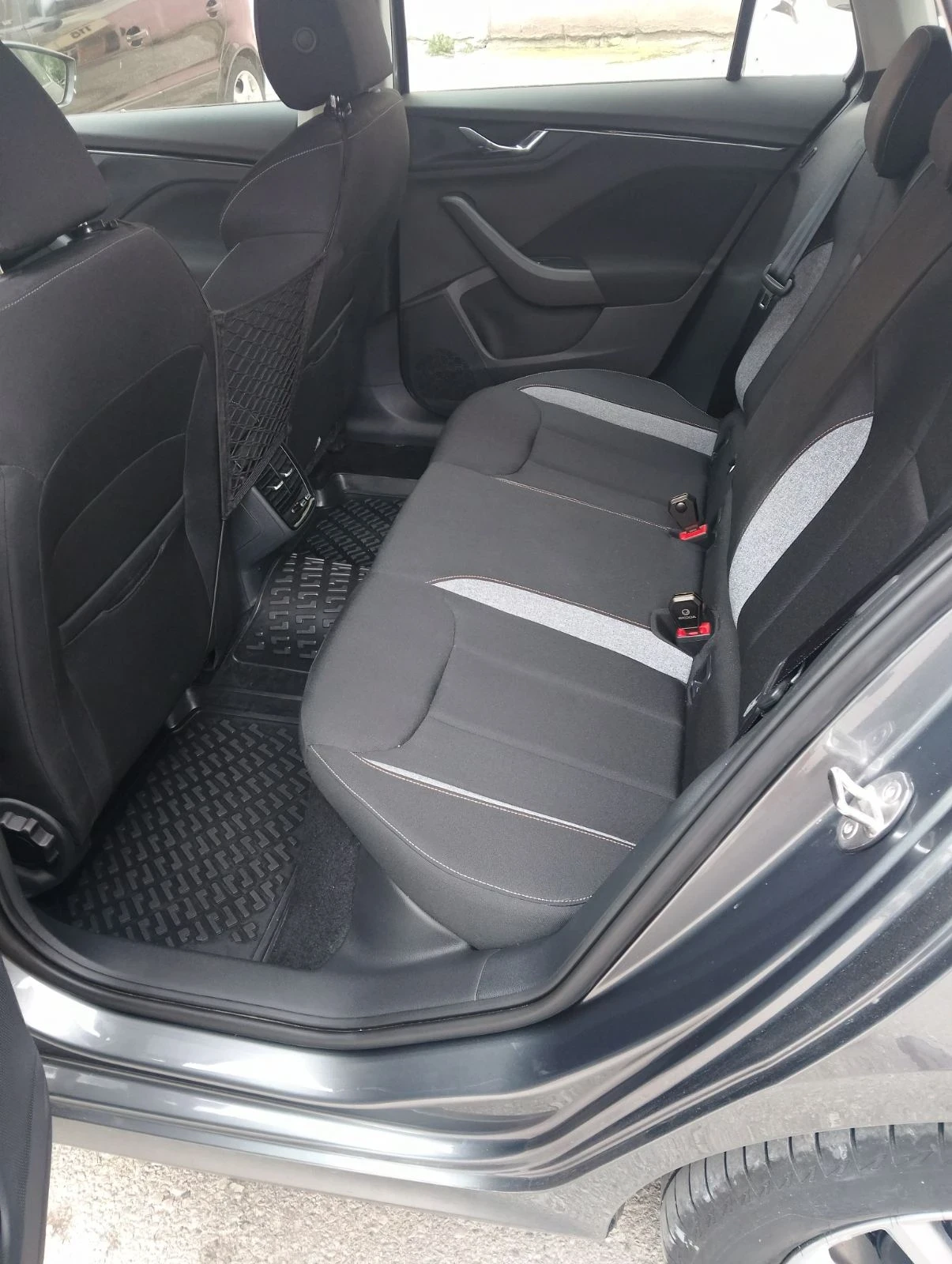 Skoda Kamiq, снимка 4 - Автомобили и джипове - 56336436