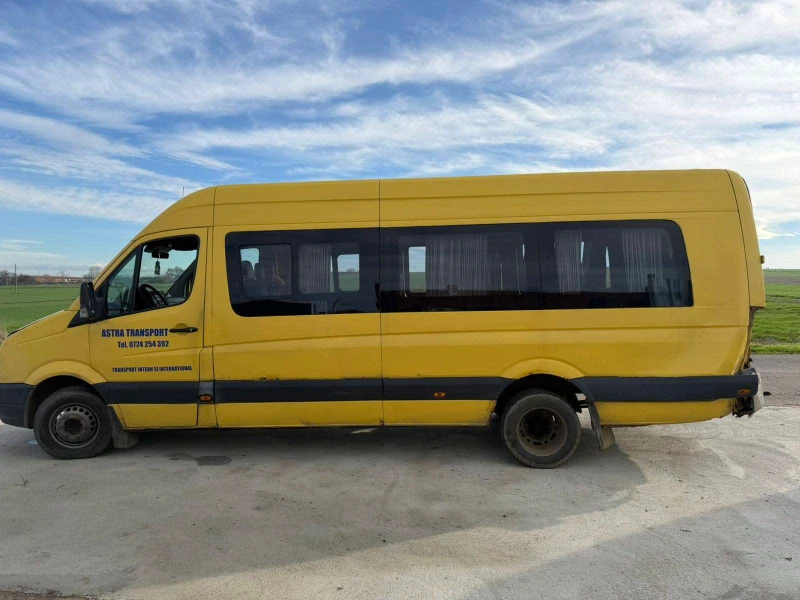 VW Crafter 2.5TDI, снимка 2 - Бусове и автобуси - 52745900