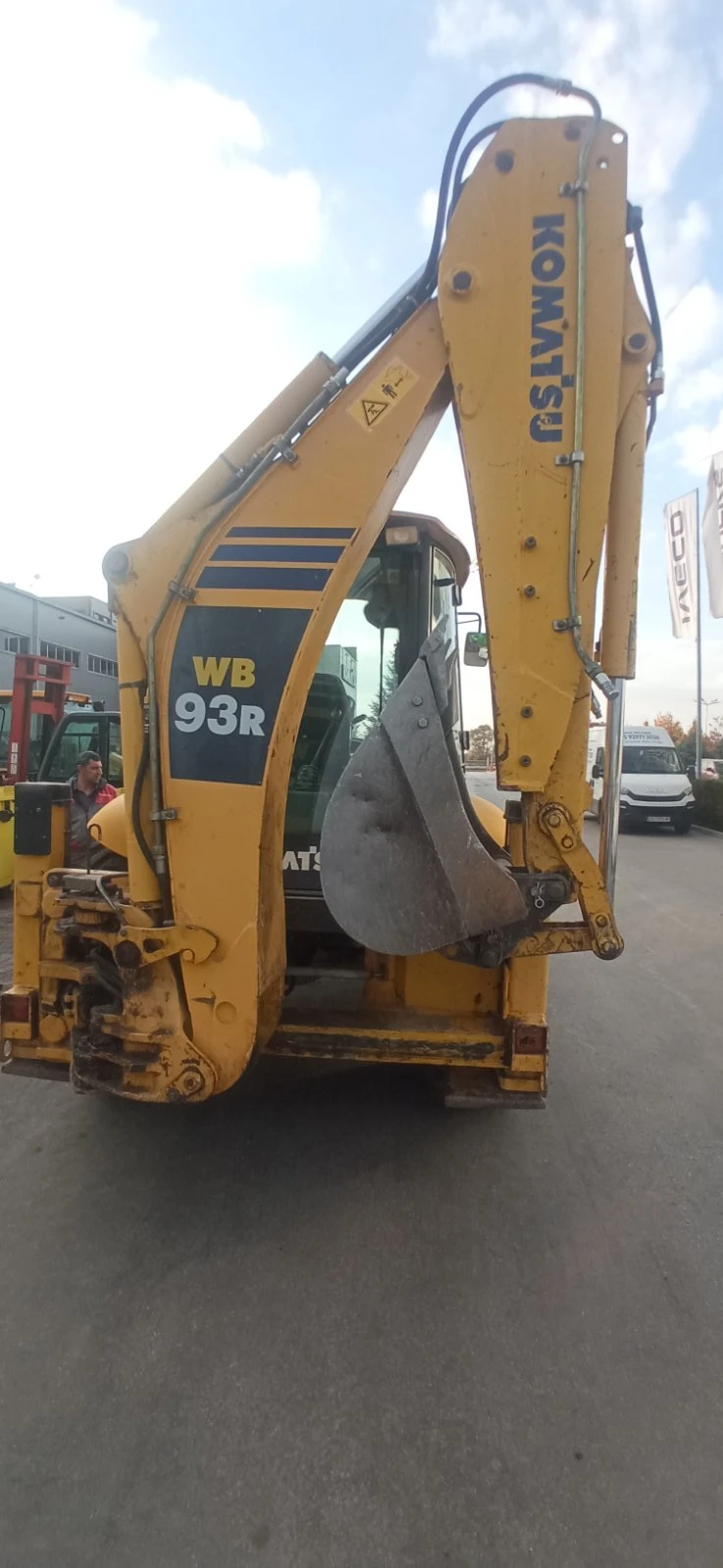 Багер Komatsu WB93R-5, снимка 4 - Индустриална техника - 48025876