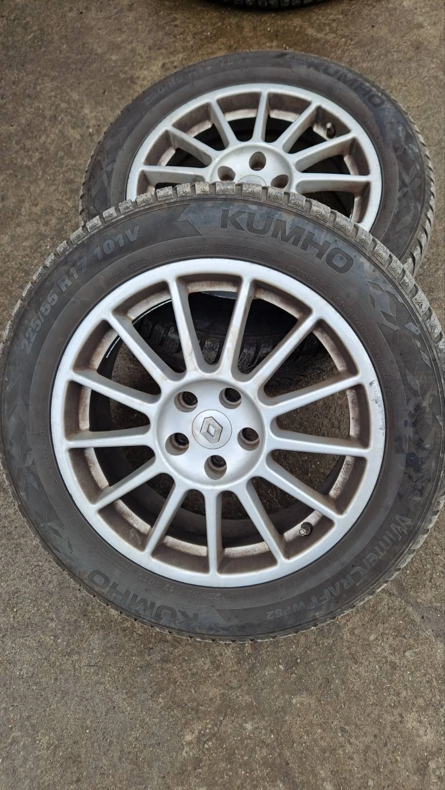    225/55R17  Renault | Mobile.bg   1