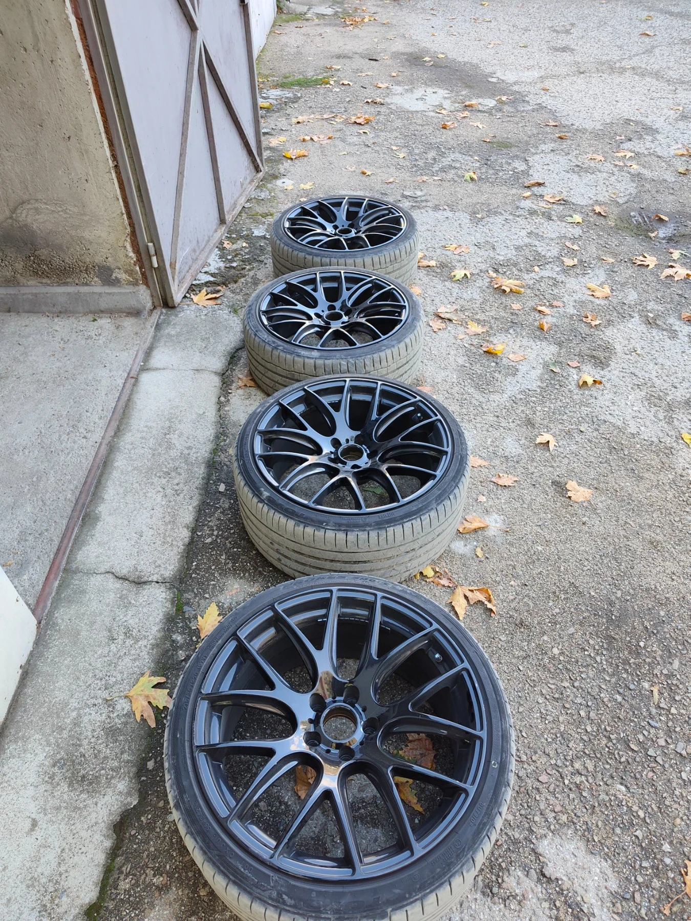 ���� � ������ 245/35R20 | Mobile.bg � ����������� 4
