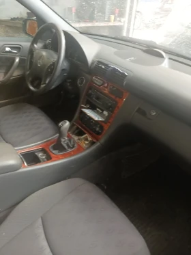 Mercedes-Benz C 180 | Mobile.bg    8
