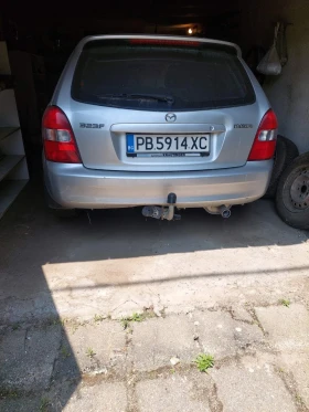  Mazda 323