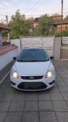 Обява за продажба на Ford Focus 1.8i ~6 500 лв. - изображение 2