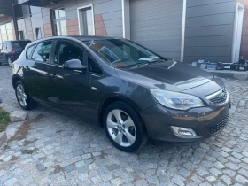     Opel Astra 1.4i Elective