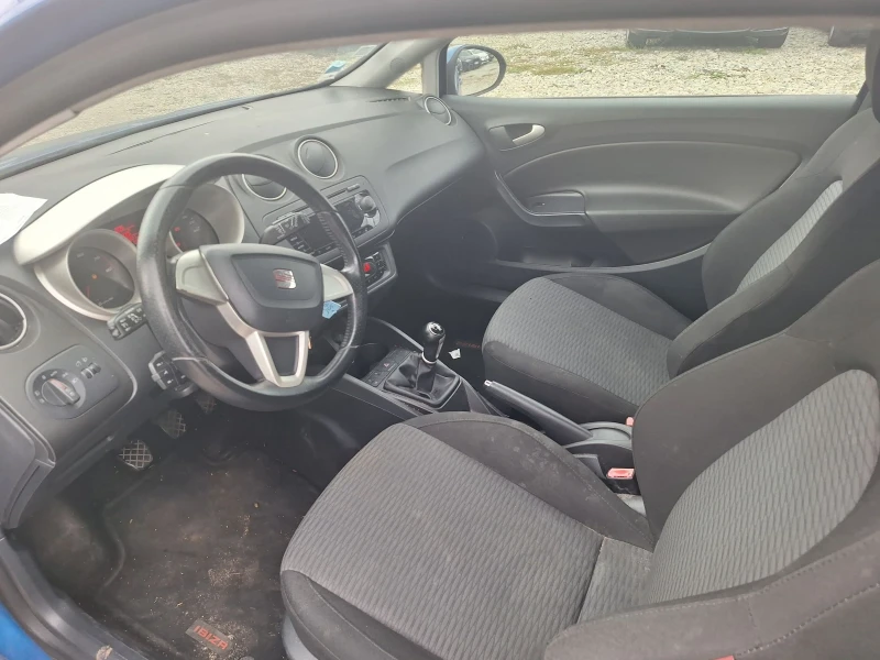 Seat Ibiza 1.2  TSI, снимка 11 - Автомобили и джипове - 41830016